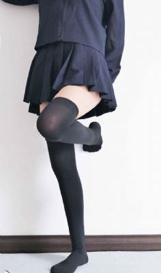 召唤魅魔竟是妈妈来了_免费在线观看