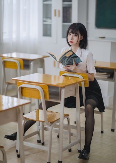 伊人网综合在线视频_1080P全集免费播放