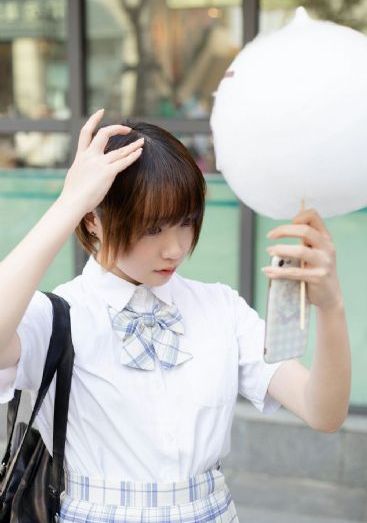 100个女朋友超级喜欢你第一季_4K超清在线观看