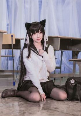 小豪一起上孟卉跟钰慧的演员_午夜激情